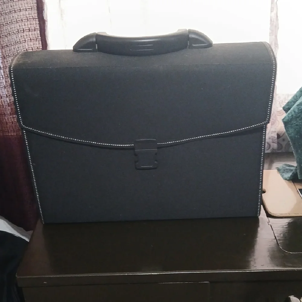 Elegant Black Office Briefcase